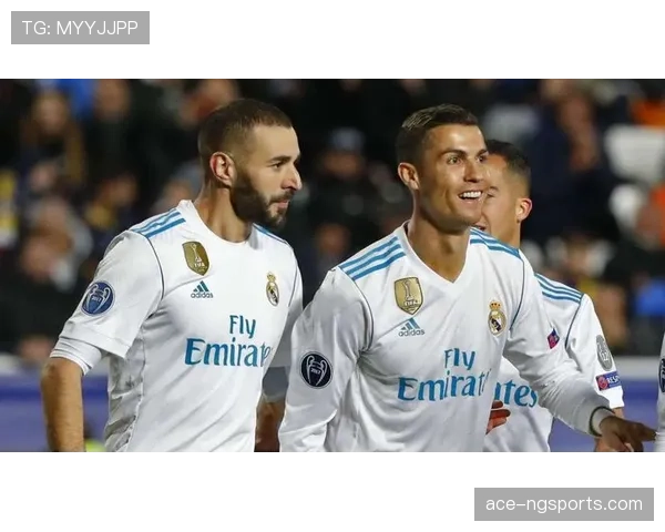 本泽马与凯恩：进攻效率差异与战术角色适配性解析