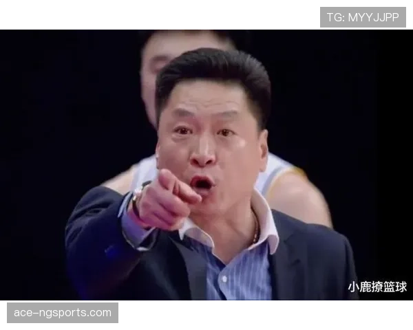 李宗伟打完球回家就变成薯片狂魔，这反差我跟不上啊！