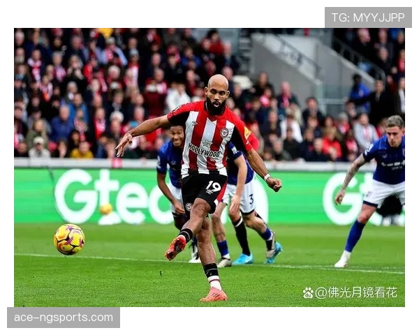 曼联重建阶段战略缺失逐步显现，球队表现稳定性面临考验